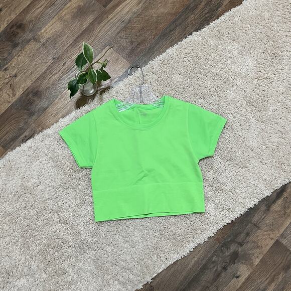 Offline by Aerie Size Small Neon Green Sidewalk Seamless Cropped Top - Picture 2 of 5